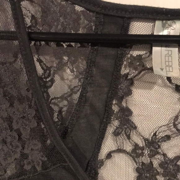 Romantic Rebel top - Picture 3 of 4